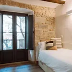 Апартаменты Old Town Duplex With Character