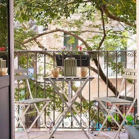 Old Town Duplex With Character דירה *