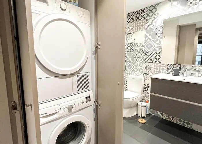 דירה Old Town Duplex With Character *