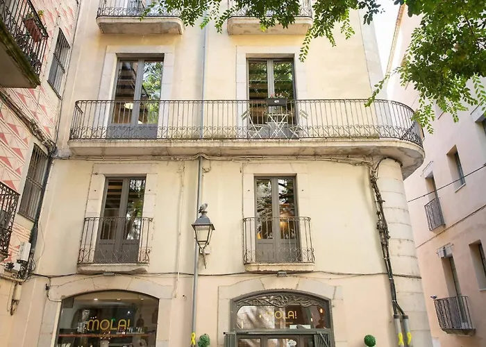 Old Town Duplex With Character * ז'ירונה