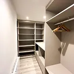 Old Town Duplex With Character Appartamento