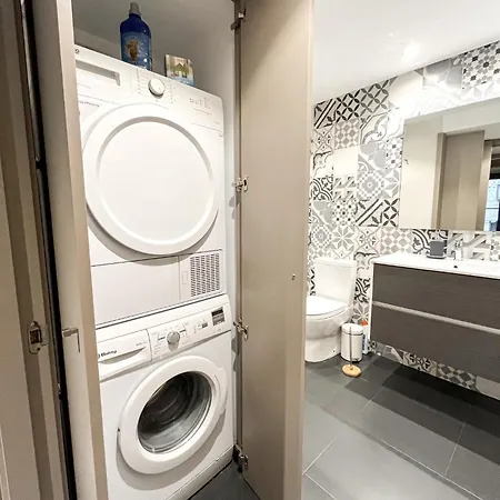 شقة Old Town Duplex With Character *